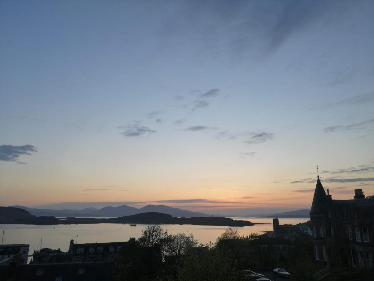 Central Oban Studio With Stunning View Exterior photo